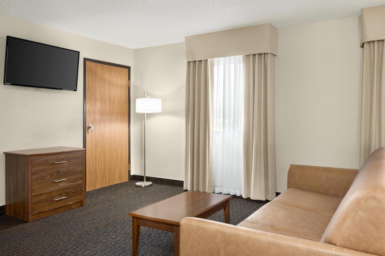 Hotel Baymont By Wyndham Whitefish Exterior foto