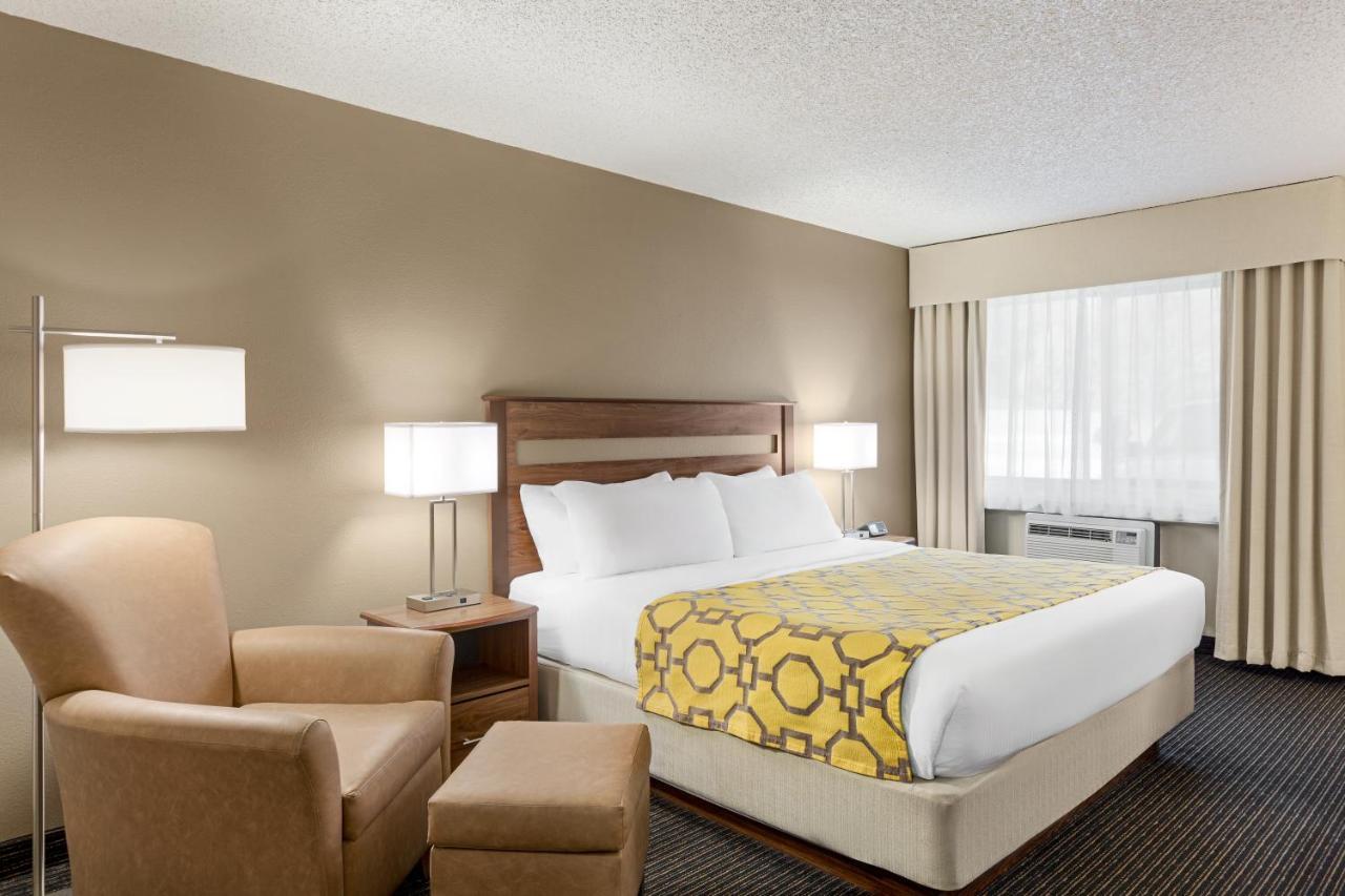 Hotel Baymont By Wyndham Whitefish Exterior foto