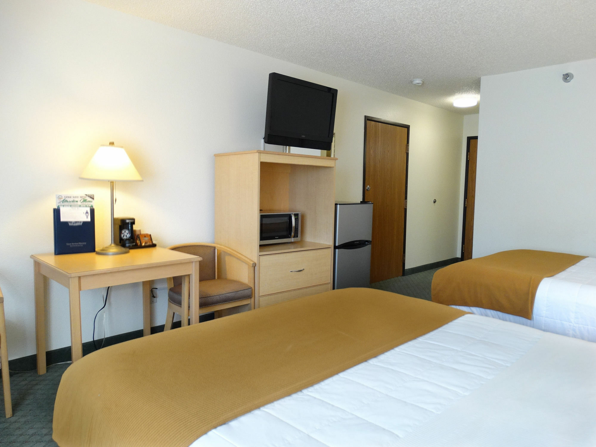 Hotel Baymont By Wyndham Whitefish Exterior foto